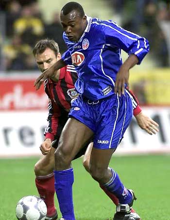 被认为是她 被认为是她